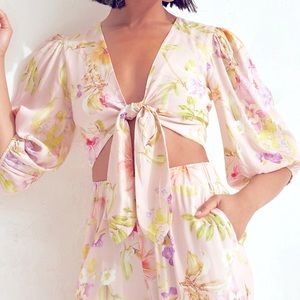 NWT EXPRESS FLORAL TIE PUFF SLEEVE CROP TOP PINK XS
